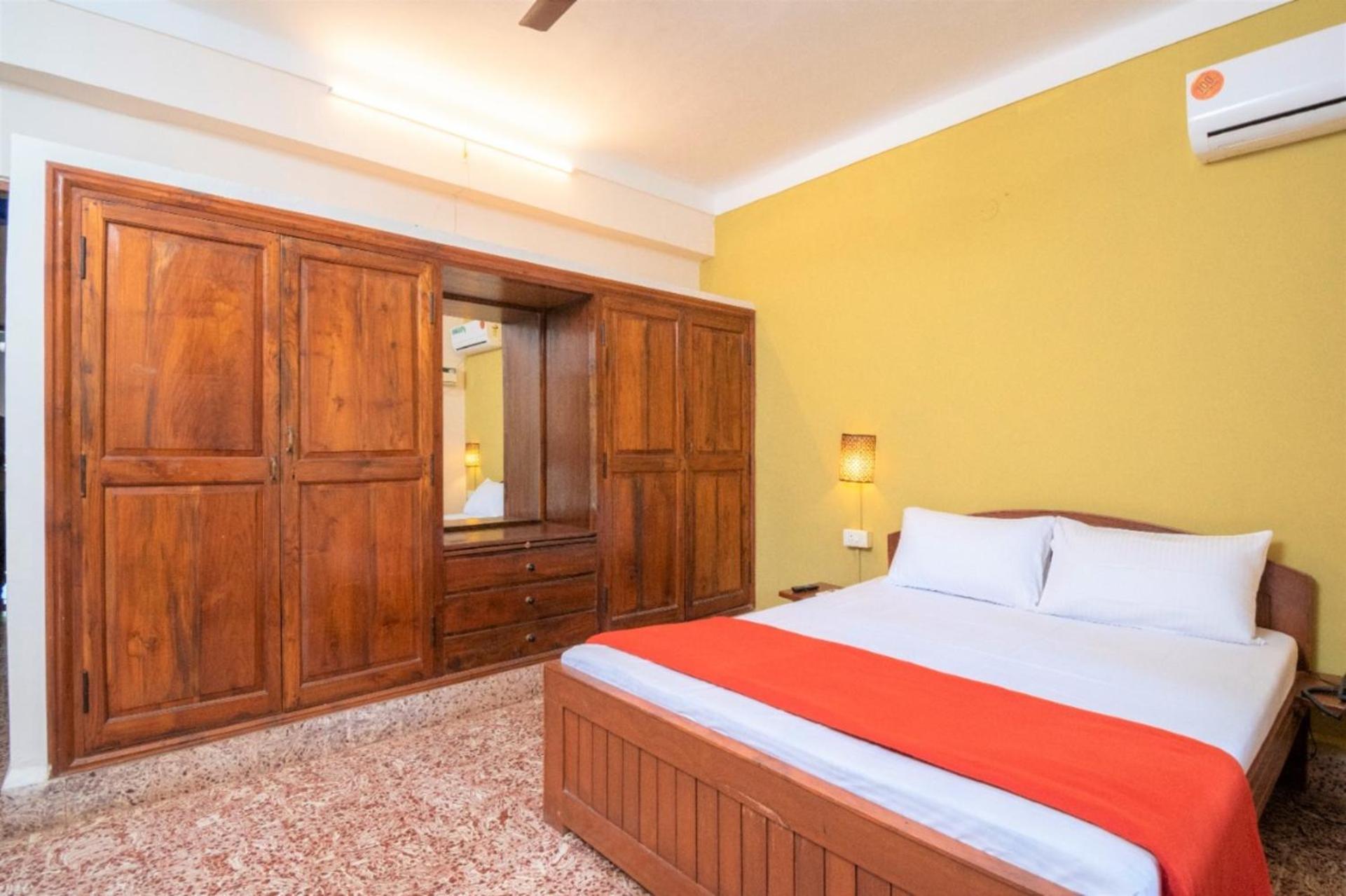 Casa Euphoria Apartments Калангут Экстерьер фото